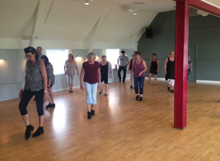 linedance_2.jpg