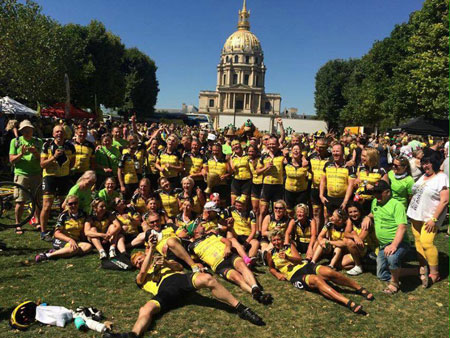 Holdfoto-i-paris.jpg